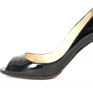 🔥🔥SOLD🔥🔥*Peeptoe Louboutin sz 37
